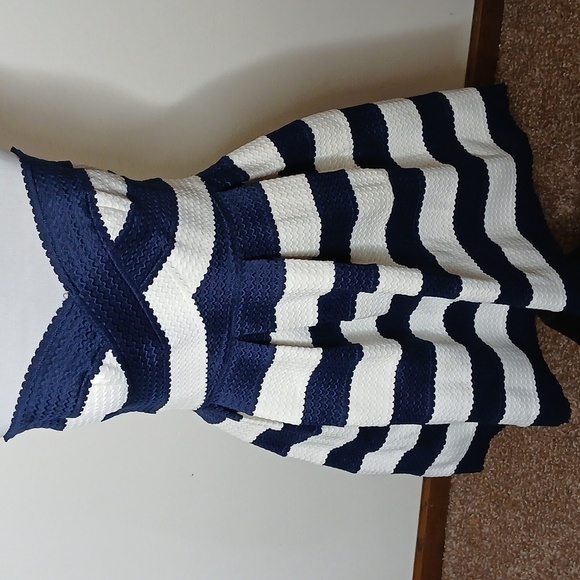NWT SANS SOUCI blue and white striped fit& flare mini dress size large - Picture 2 of 16